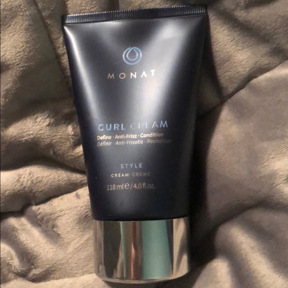 Monat curl cream brand new sealed